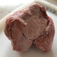 A picture of Pressure-cooked gammon.