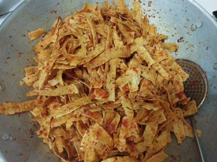 Langkah Gampang Membikin Resep Keripik Singkong Sambal yang Uenak Anti Ribet, Sempurna