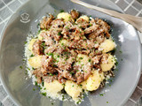 Ñoquis de patata con carrillada trufada y parmesano