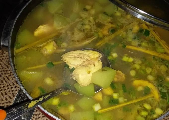 Soto Ayam Tanpa Santan