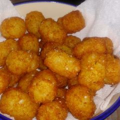A picture of Seasoned Tater Tots.