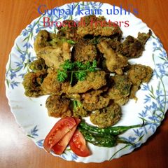 Broccoli fritters 🥦🌶️ A picture of Broccoli fritters 🥦🌶️.