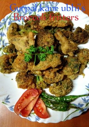 A picture of Broccoli fritters 🥦🌶️.