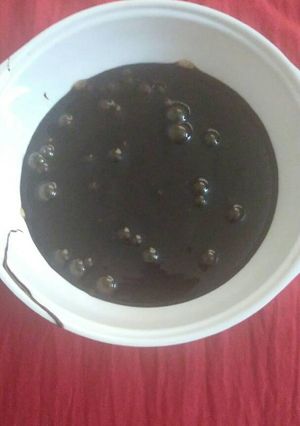 A picture of Chocolate sauce.
