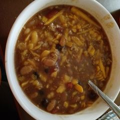 A picture of 3 Bean Chili.