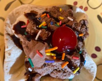 New Recipe BANANA SPLIT STAND N STUFF DESSERT TACOS Restaurant Style