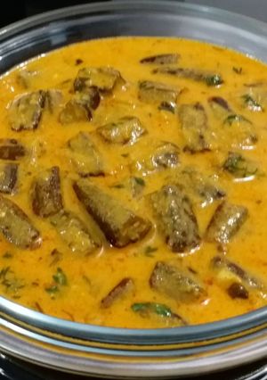 A picture of Okra in Yogurt Sauce / Dahi Bhindi.