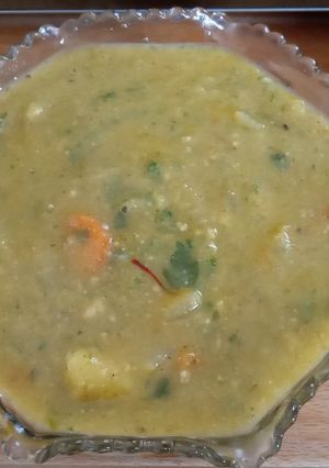 A picture of Saffron Soup.