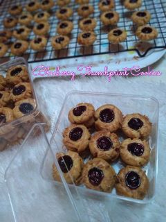 Foto resep Blueberry thumbprint cookies