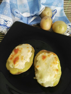 Una foto de Patatas rellenas de queso