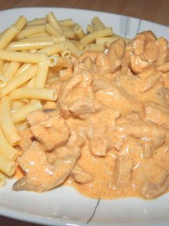 Tejfölös gombás sertéstokány recept fotója