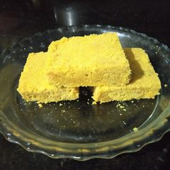 A picture of Mawa Besan barfi.