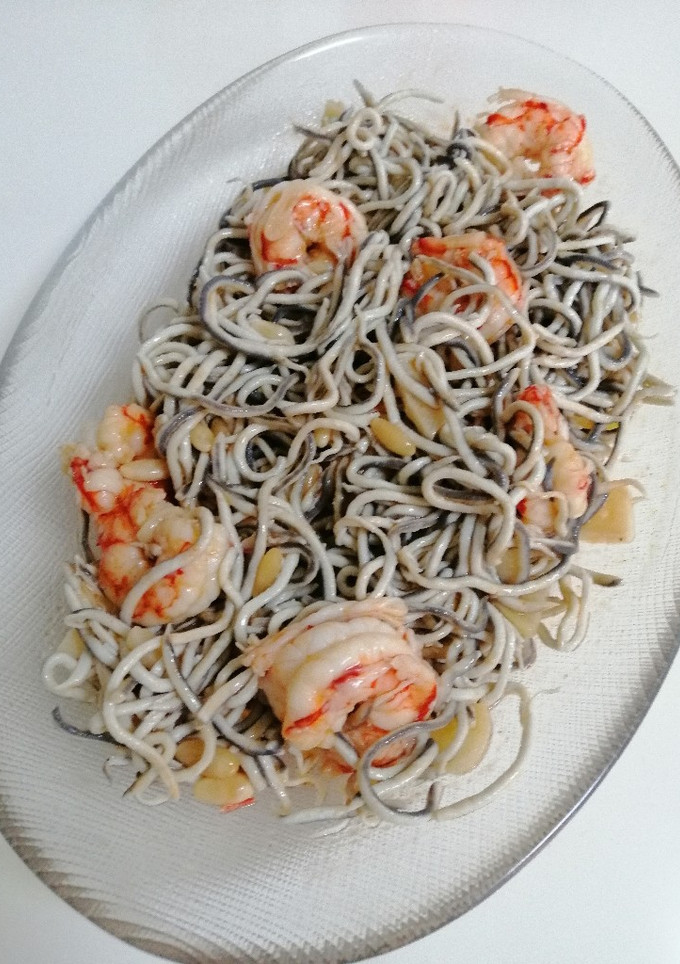 Una foto de Gulas con gambas