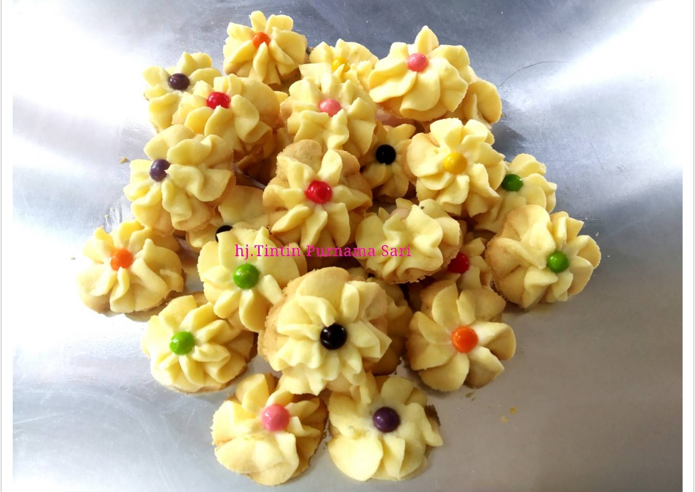 Kue Semprit Susu Maizena