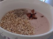 Una foto de quinoa chocolate