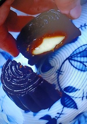 Hình của món Tiramisu mooncake.