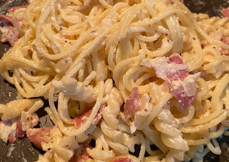 Resep Spaghetti Alfredo oleh galcit kit chen Cookpad