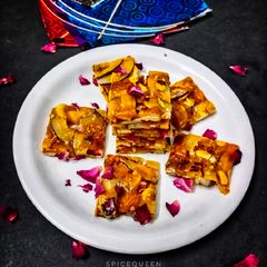 A picture of Dryfruit Chikki.