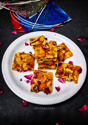 A picture of Dryfruit Chikki.