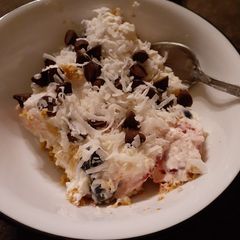 A picture of Creamy Fruit Pie.