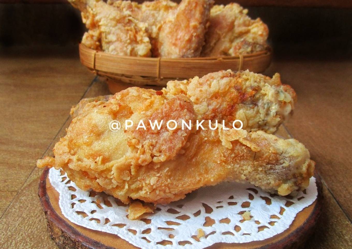 Ayam goreng tepung pedas