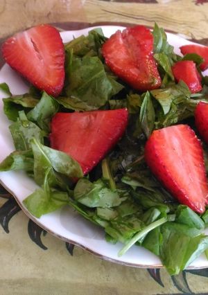 A picture of Strawberry salad.
