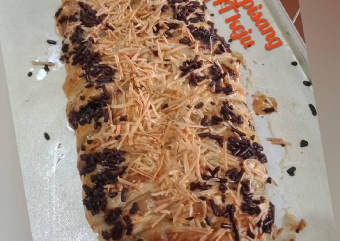 Langkah Mudah untuk Membuat Strudel pisang coklat keju Anti Gagal