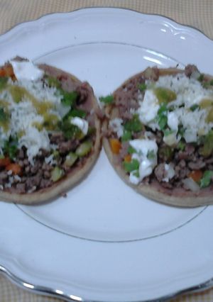 Una foto de Sopes de Picadillo (El Cerro de Coatepec)