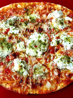 Una foto de Pizza sin bordes di mío gradimento