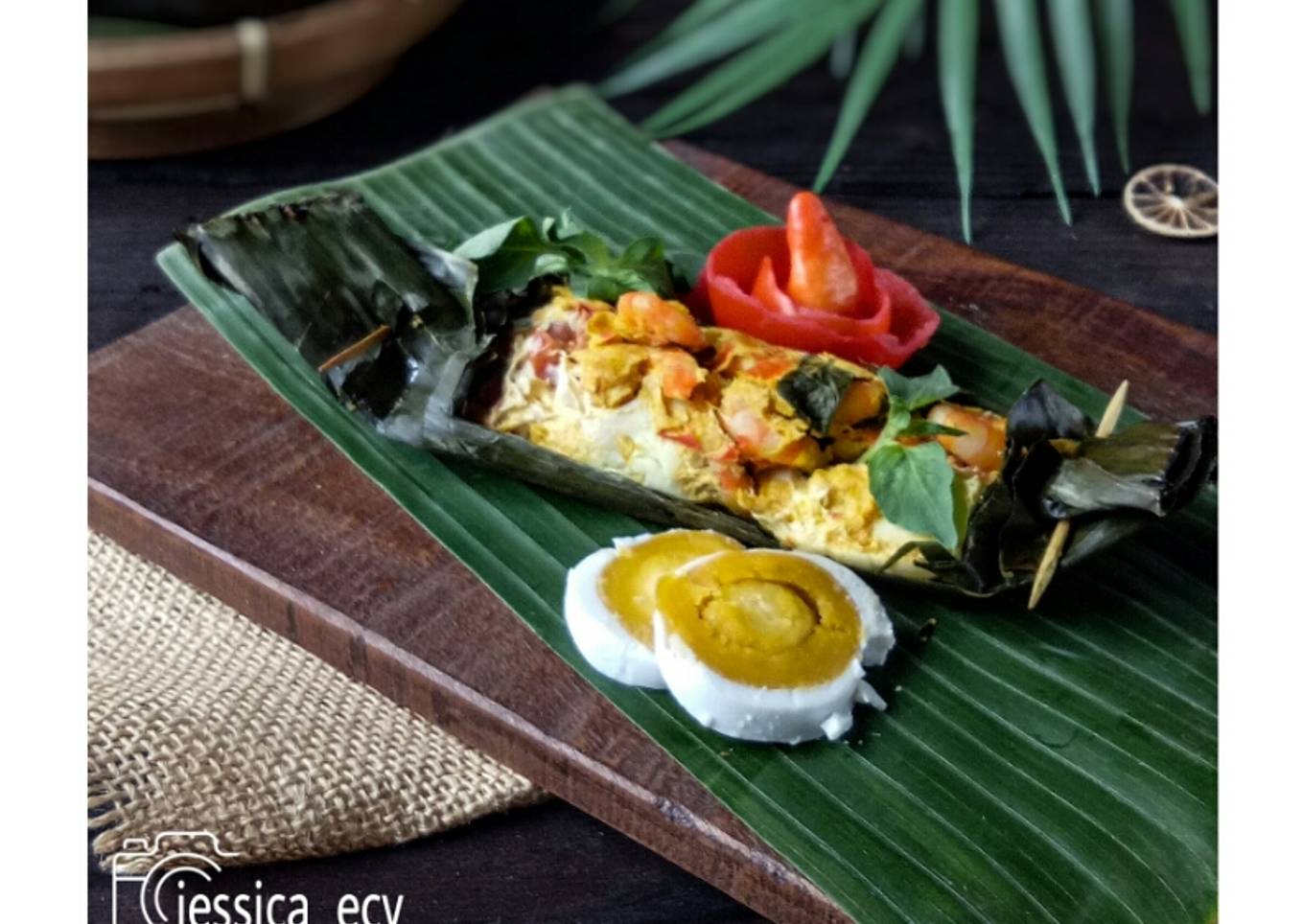 Pepes Udang Telur Asin