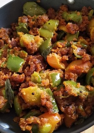 A picture of Besan capsicum sabji.