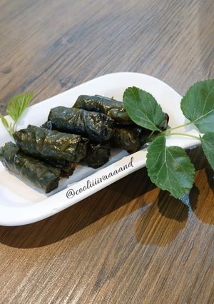 عکسی از دستور دلمه برگ توت👌😋