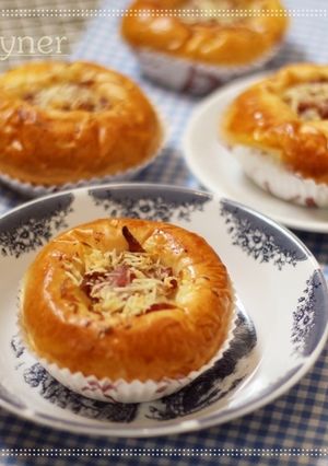 Foto resep Roti Daging Asap Keju lembut/Bacon Cheese Bun favorit papa