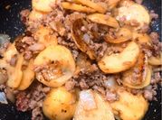 A picture of thịt băm xào