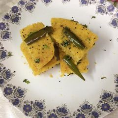 A picture of Instant khaman dhokla.