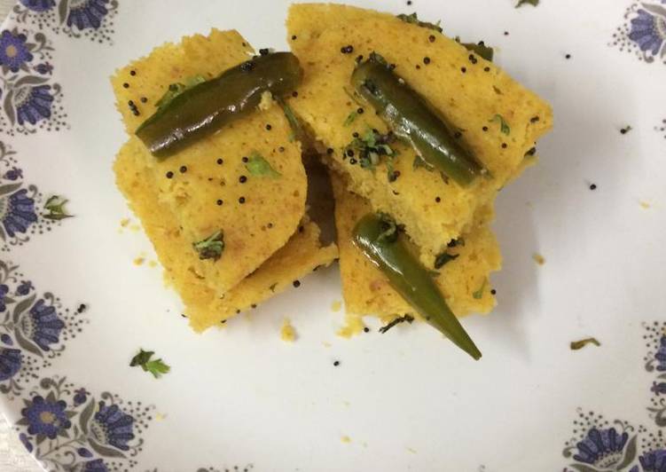 Instant khaman dhokla