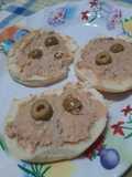 Paté de sardinas para acompañar un brindis anticipado