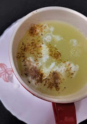 A picture of Lauki soup.