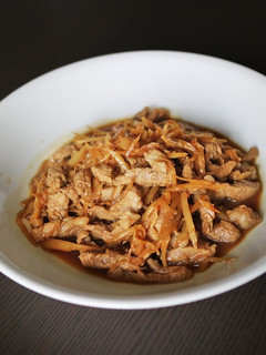 嫩薑炒肉絲-第一次就上手便當菜 的食譜成品照片