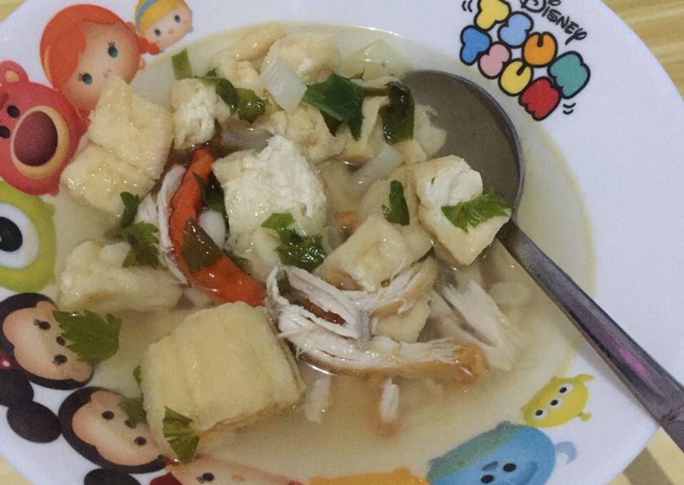 Sop Ayam Tahu (Sop Ayam KFC dengan Tahu)