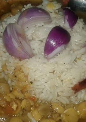 A picture of White channe with boil rice.