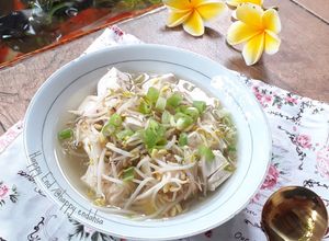 Foto resep Kongnamul Guk (Sup Tauge ala Korea)