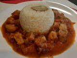 Lomo de Atún en salsa