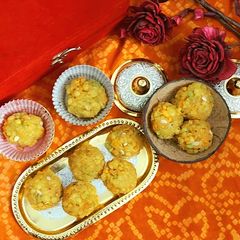 A picture of Boondi Ladoo.