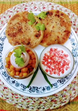 পনির কুলচা (paneer kulcha recipe in Bengali) রেসিপির প্রধান ছবি