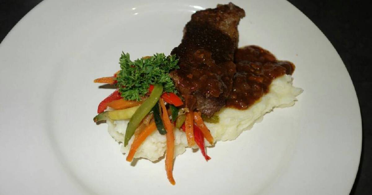 Brown onion gravy Recipe by Nonkonzo Makhoba Cookpad