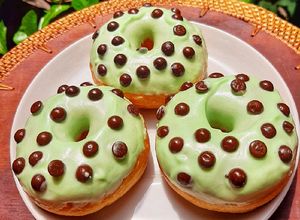 Foto resep Donat Topping Pandan Chocochips