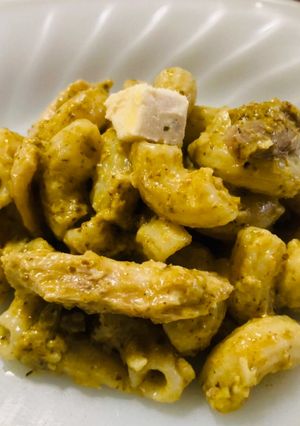 A picture of Garlic & Pesto Pasta with Chicken - Quick & Easy - use any pasta.