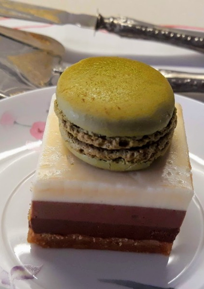 Una foto de Tarta tres chocolates