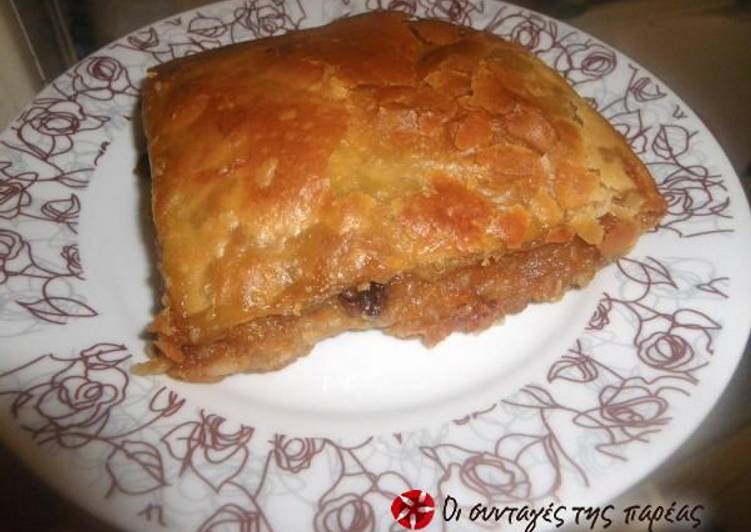 Yellow pumpkin baklava